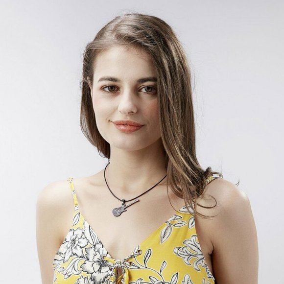 NEW Rocking ELECTRIC GUITAR Pendant & Short Necklace - FENDER BLACK SILVER - Picture 12 of 15